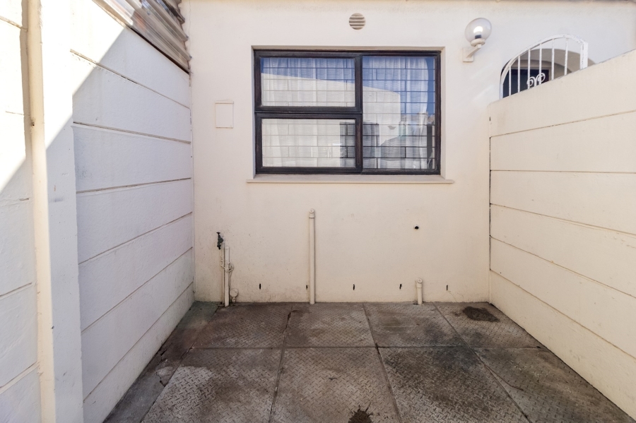 2 Bedroom Property for Sale in Tijgerhof Western Cape
